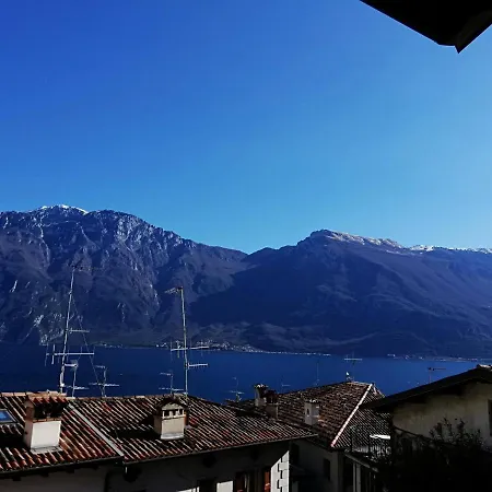 Casa Maria Lafinestrasulgarda