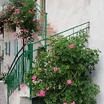 Casa Maria Lafinestrasulgarda