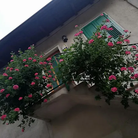 Casa Maria Lafinestrasulgarda