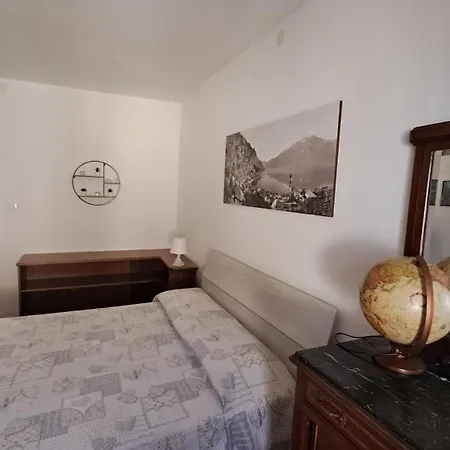 Casa Maria Lafinestrasulgarda