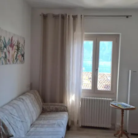 Casa Maria Lafinestrasulgarda Apartmán *